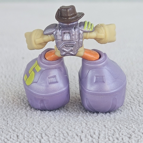 Matchbox Big Boots Action Figures Set of 3 Cowboy Standing Weighted - Picture 5 of 8